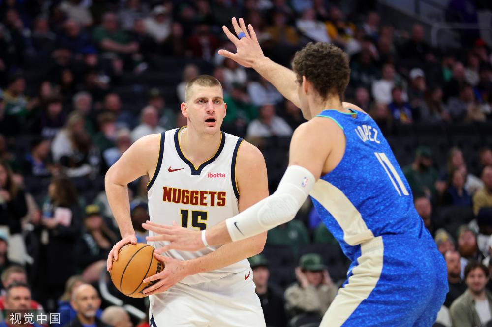 力压勇士 力压勇士