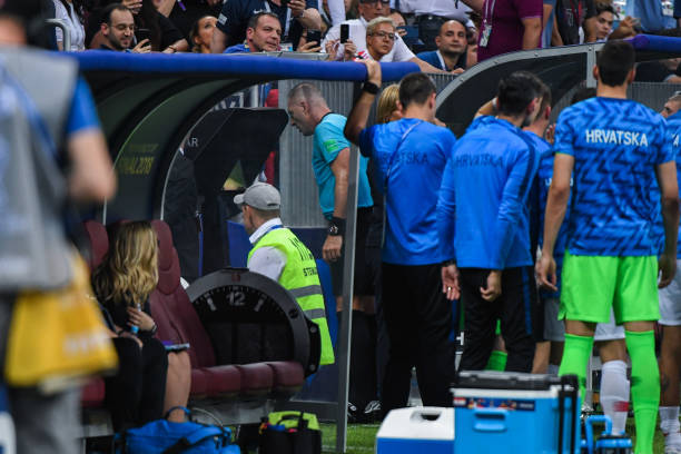 与奥格斯堡 与奥格斯堡