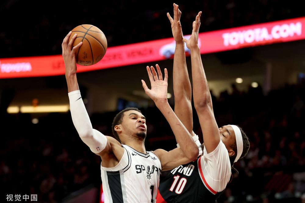 足球不仅是 足球不仅是